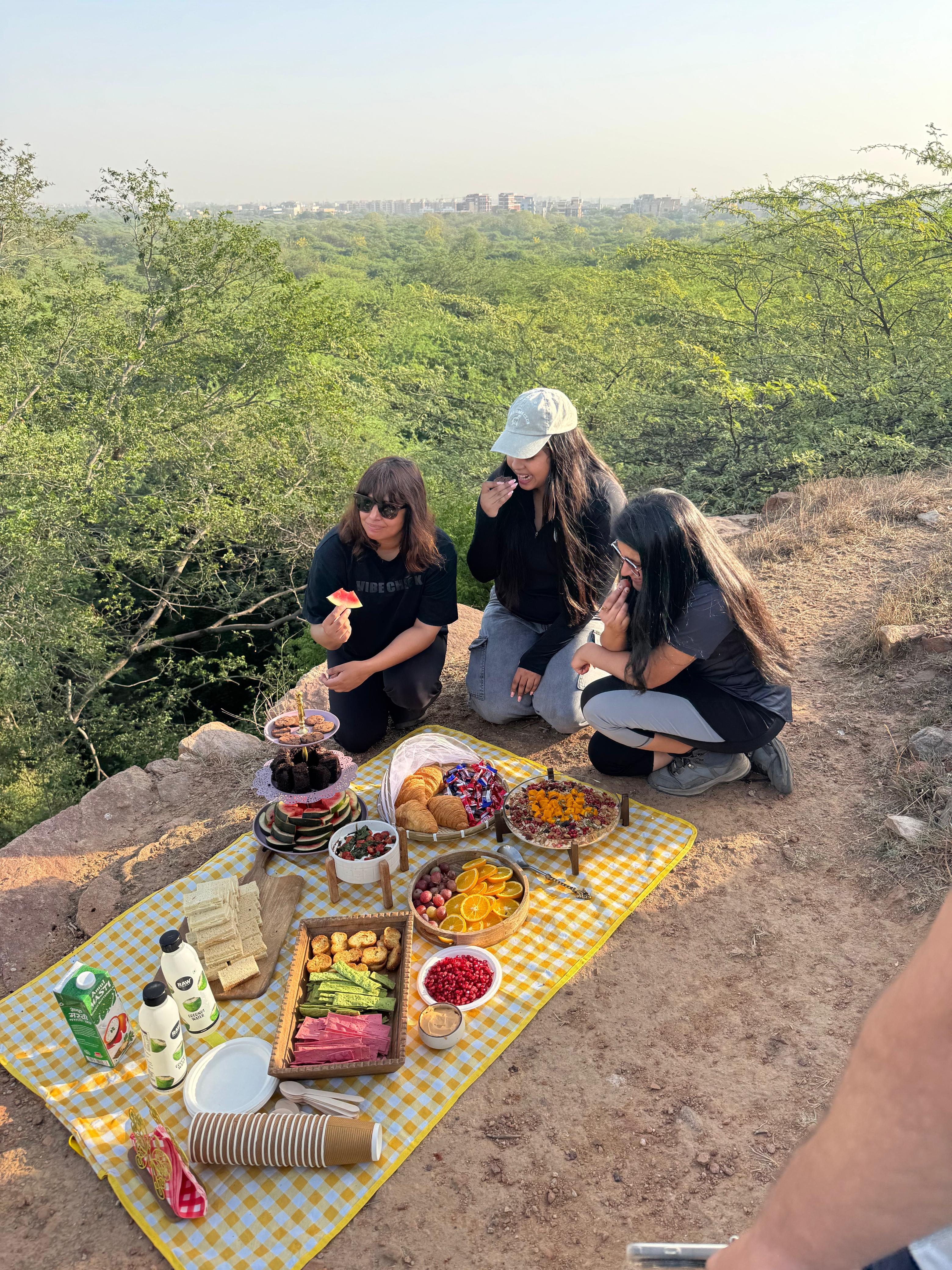 Ruins, Trails Hiking & Picnic Escape